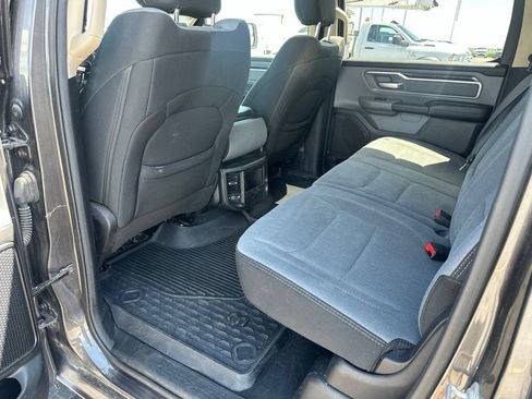 Used 2019 RAM 1500 Big Horn AWD/4WD image 6