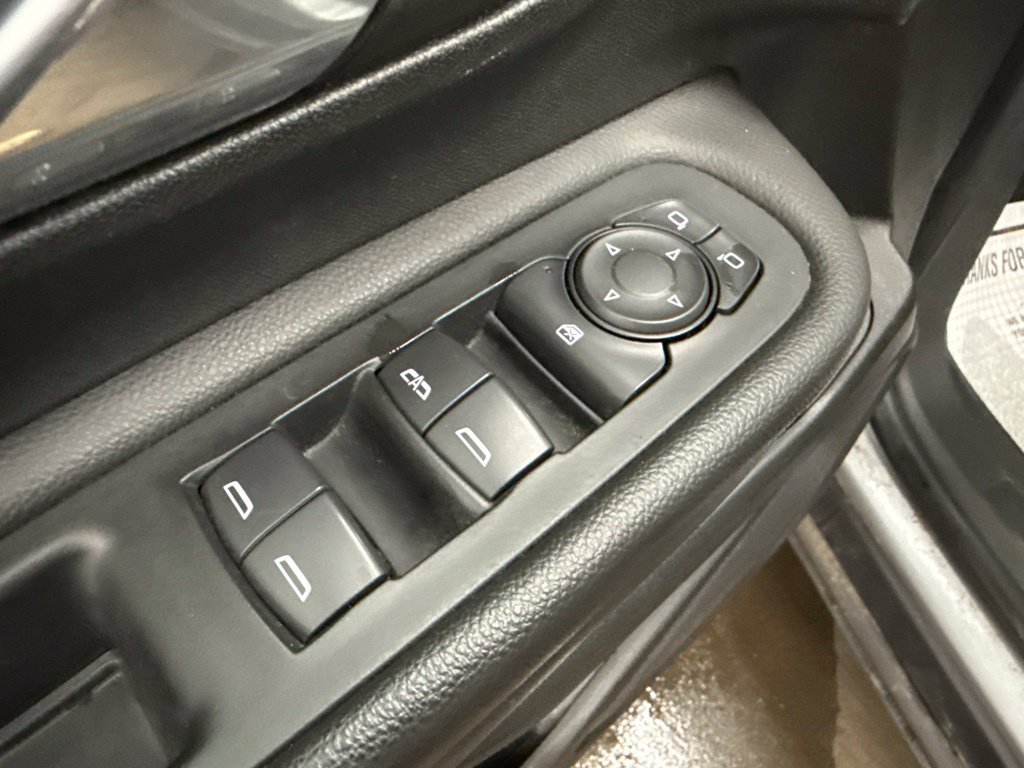 Used 2023 GMC Terrain SLE w/ Driver Convenience Package AWD/4WD image 20