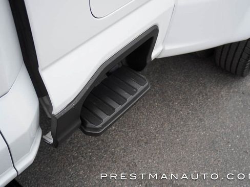 Used 2025 Ford F350 XL w/ XL Chrome Package image 22