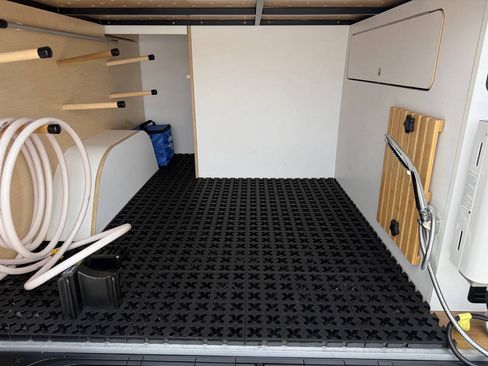 Used 2023 Mercedes-Benz Sprinter 2500 image 22