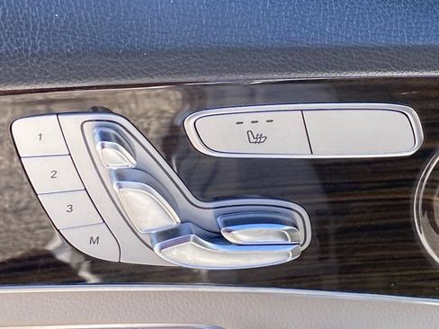 Used 2019 Mercedes-Benz C 300 4MATIC Sedan image 15