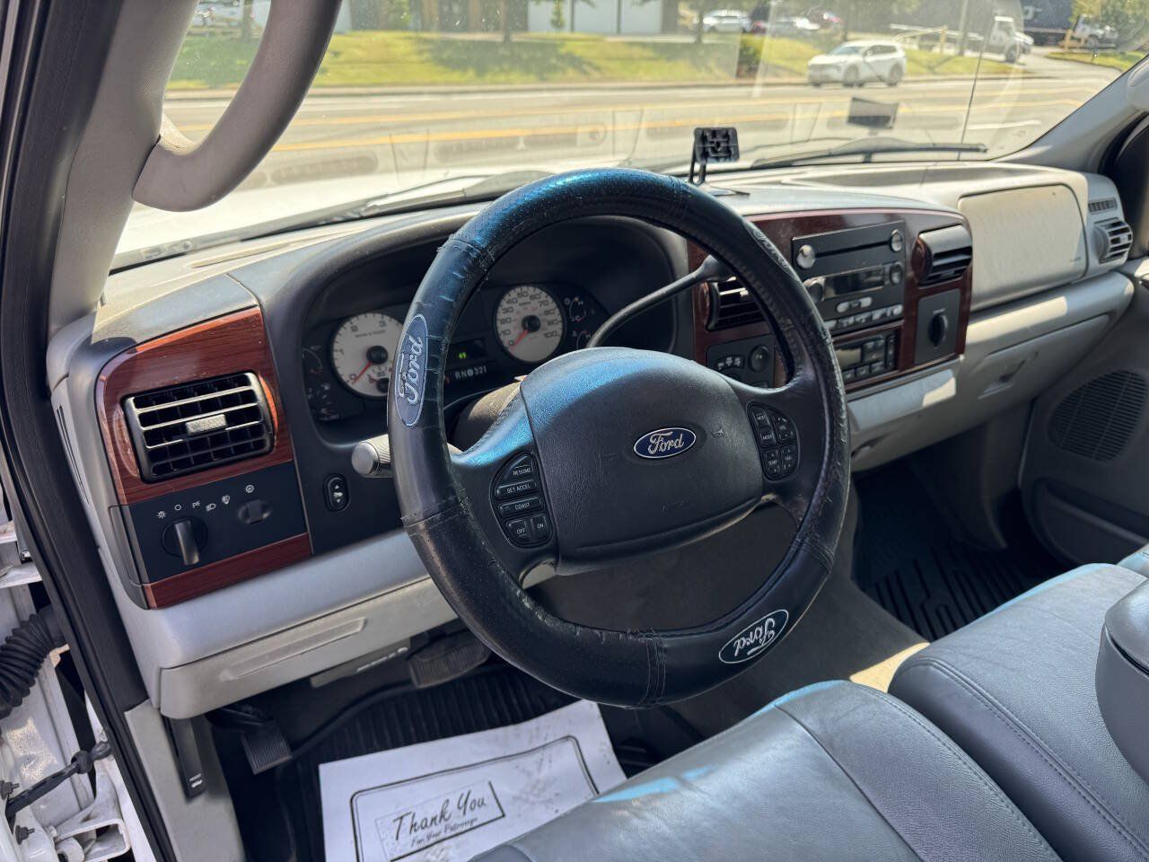 Used 2005 Ford F250 Lariat AWD/4WD image 2