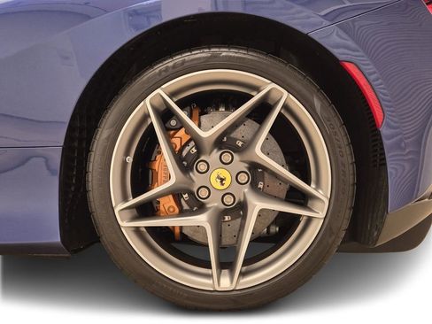 Used 2022 Ferrari F8 Tributo image 15