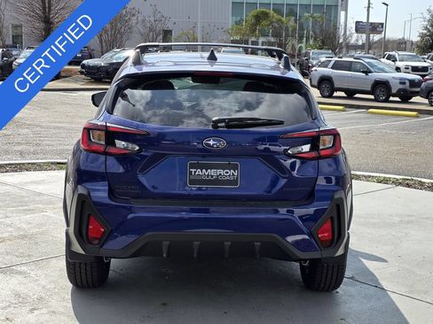 Used 2026 Subaru Crosstrek 2.5i Premium AWD/4WD image 3