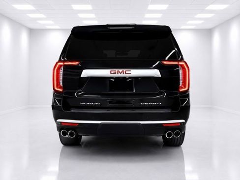 Used 2023 GMC Yukon Denali AWD/4WD image 8