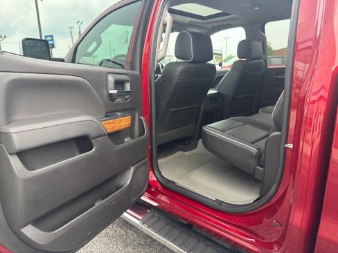 Used 2019 Chevrolet Silverado 3500 High Country w/ Duramax Plus Package AWD/4WD image 25