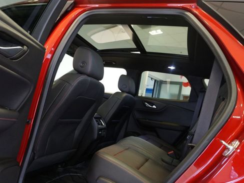 Certified 2024 Chevrolet Blazer RS w/ Driver Confidence II Package image 28