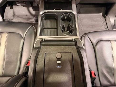 Used 2021 Ford F350 Platinum w/ FX4 Off-Road Package image 23