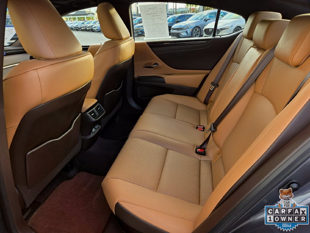 Used 2020 Lexus ES 300h w/ Premium Package FWD image 51
