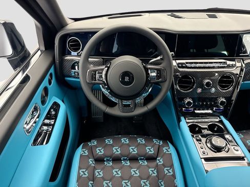 New 2026 Rolls-Royce Cullinan Black Badge AWD/4WD image 10
