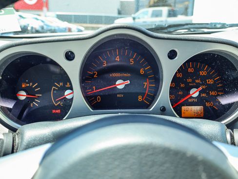 Used 2003 Nissan 350Z Touring RWD image 10
