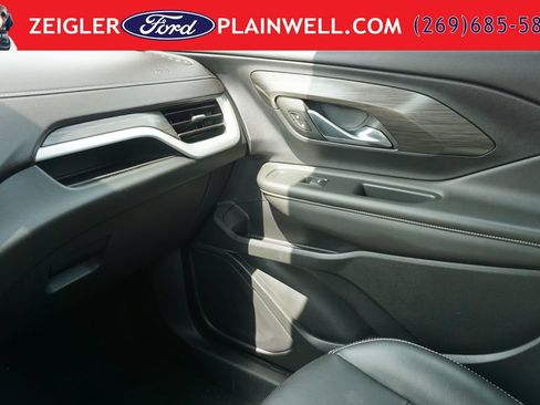 Used 2022 GMC Terrain SLT w/ Tech Package AWD/4WD image 36