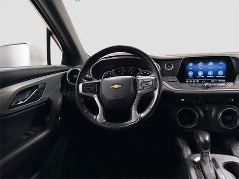 Used 2019 Chevrolet Blazer LT image 22