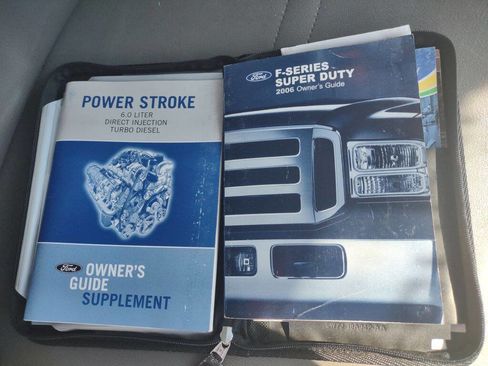 Used 2006 Ford F350 2WD Regular Cab DRW Super Duty image 19