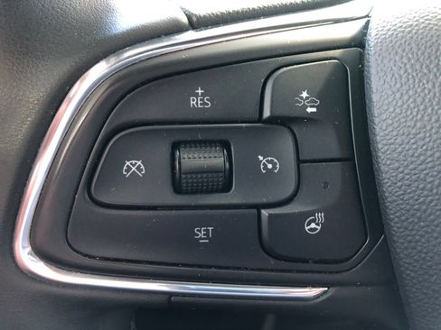 Used 2024 Buick Envista Sport Touring w/ Convenience I Package FWD image 31