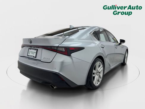 Used 2024 Lexus IS 300 w/ Comfort Package RWD image 8