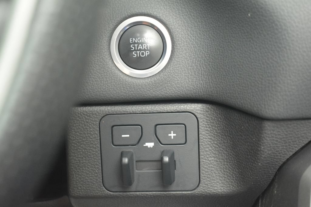 Used 2024 Toyota Tundra Limited AWD/4WD image 14