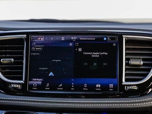 New 2026 Chrysler Pacifica Limited w/ S Appearance Package image 15