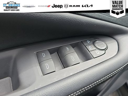 Used 2024 Chevrolet Blazer EV LT AWD/4WD image 20