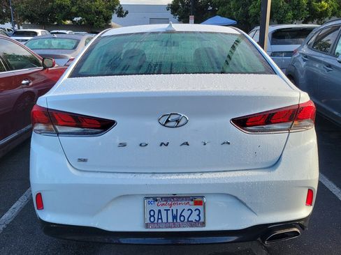 Used 2018 Hyundai Sonata SE FWD image 5