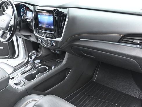 Used 2021 Chevrolet Traverse Premier w/ Redline Edition image 29