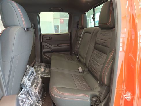 New 2026 Nissan Frontier PRO-4X w/ Pro-4x Convenience Package image 11