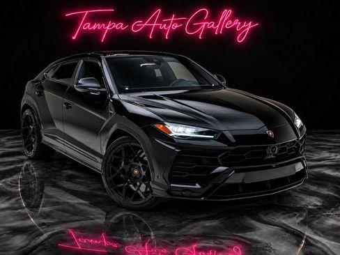 Used 2019 Lamborghini Urus AWD/4WD image 1