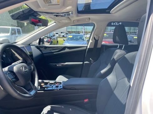 Used 2026 Lexus NX 350h AWD w/ Accessory Package (2T) image 11