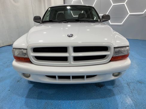 Used 2003 Dodge Dakota R/T RWD image 4