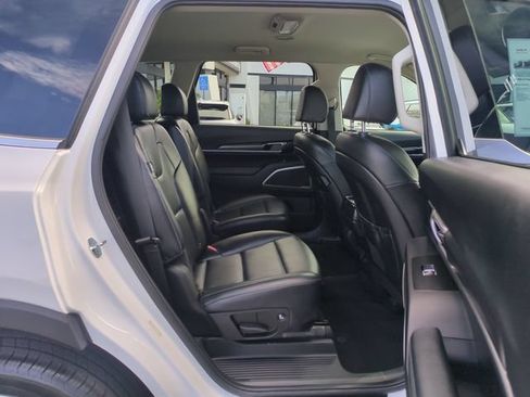 Certified 2023 Kia Telluride S AWD/4WD image 29