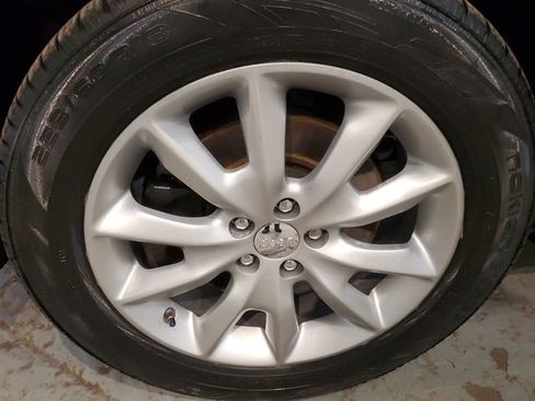 Used 2016 Jeep Cherokee Limited w/ Luxury Group image 28