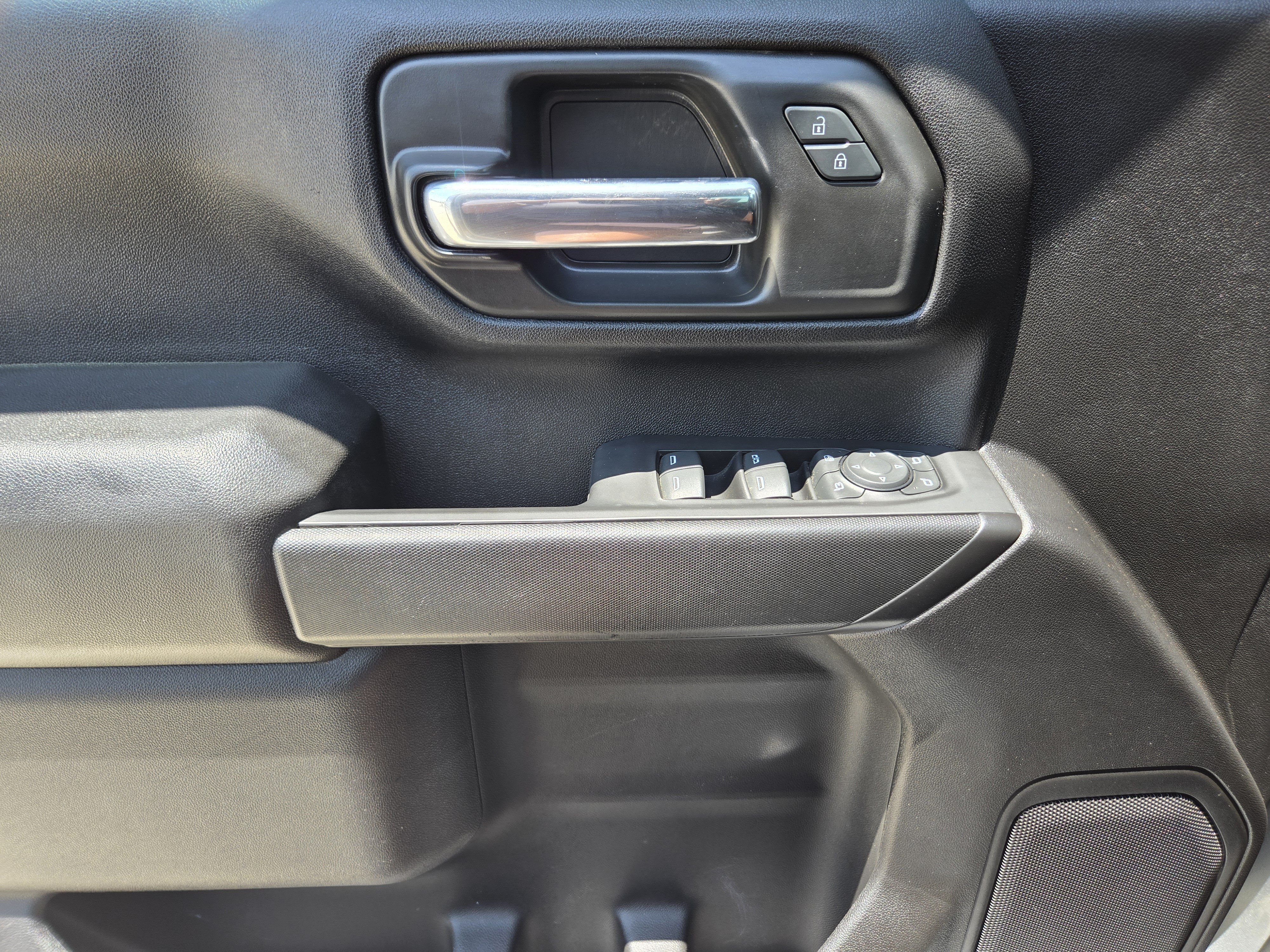 Used 2024 Chevrolet Silverado 2500 Custom w/ Custom Value Package AWD/4WD image 24