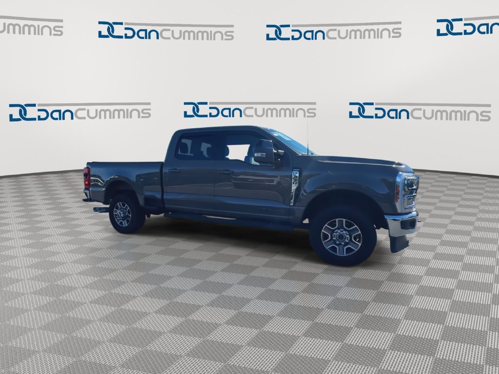 Used 2026 Ford F350 Lariat w/ FX4 Off-Road Package AWD/4WD image 2