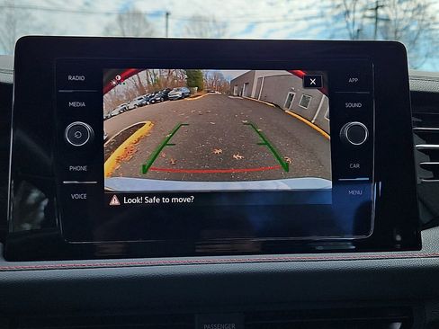 Certified 2025 Volkswagen Jetta GLI Autobahn image 19