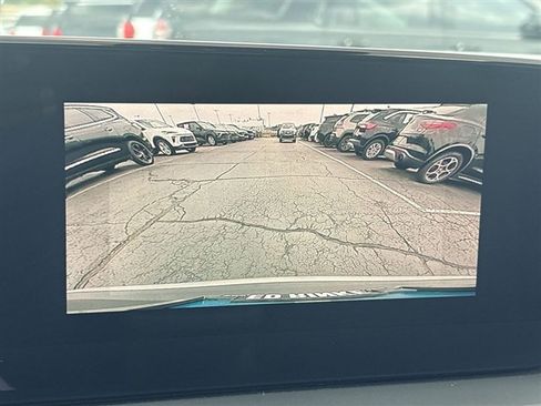 Used 2024 Buick Encore GX Preferred w/ Comfort Package FWD image 14