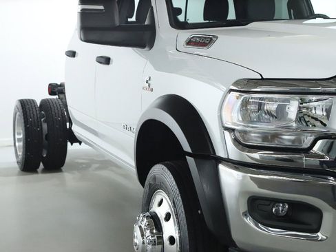 Used 2024 RAM 4500 SLT w/ Quick Order Package 2YG SLT image 8