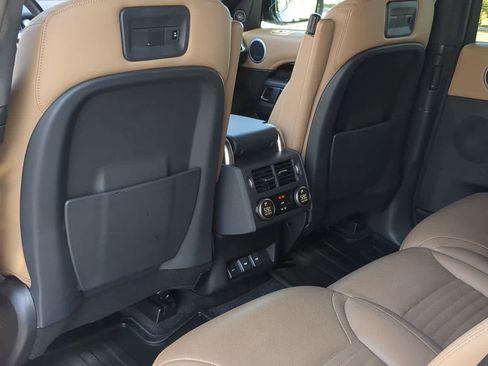 Used 2023 Land Rover Discovery HSE R-Dynamic image 19