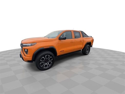 New 2025 GMC Canyon AT4 w/ Nightfall Edition image 4
