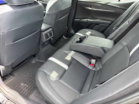 Used 2026 Toyota Camry SE w/ Convenience Package FWD image 20