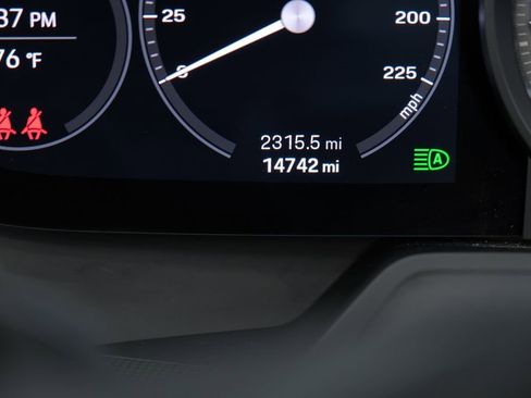 Used 2022 Porsche 911 Turbo image 39