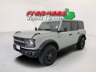 Used 2024 Ford Bronco Black Diamond AWD/4WD video 1