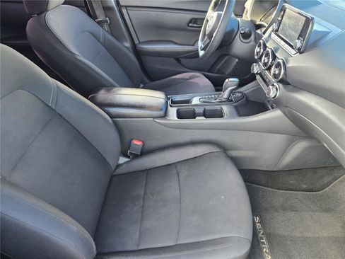 Used 2024 Nissan Sentra S FWD image 13
