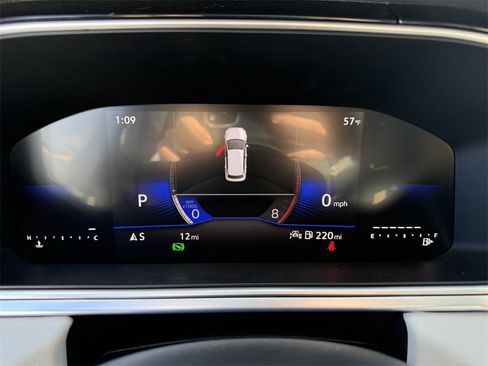 New 2026 Volkswagen Taos SE image 17