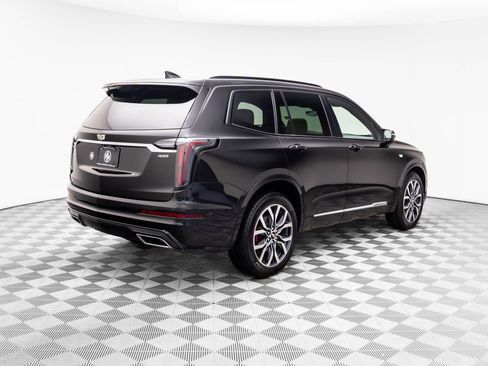 Certified 2024 Cadillac XT6 Sport w/ Technology Package image 9