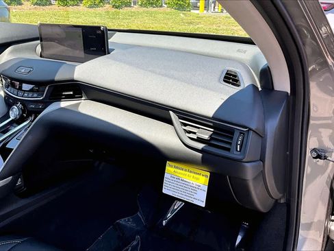 Used 2025 Acura TLX w/ Technology Package FWD image 18