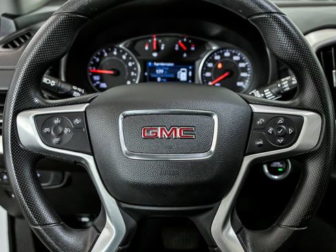 Used 2022 GMC Terrain SLE w/ Driver Convenience Package AWD/4WD image 19