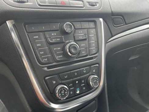 Used 2015 Buick Encore Premium image 18