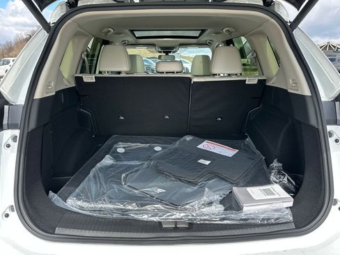 New 2026 Nissan Rogue SV AWD/4WD image 34