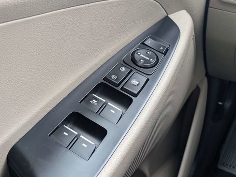Used 2021 Hyundai Tucson Limited FWD image 23