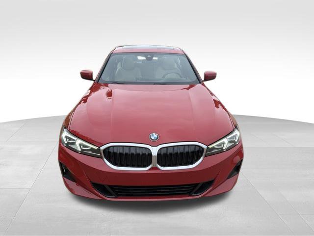 Used 2024 BMW 330i xDrive Sedan w/ Premium Package AWD/4WD image 10